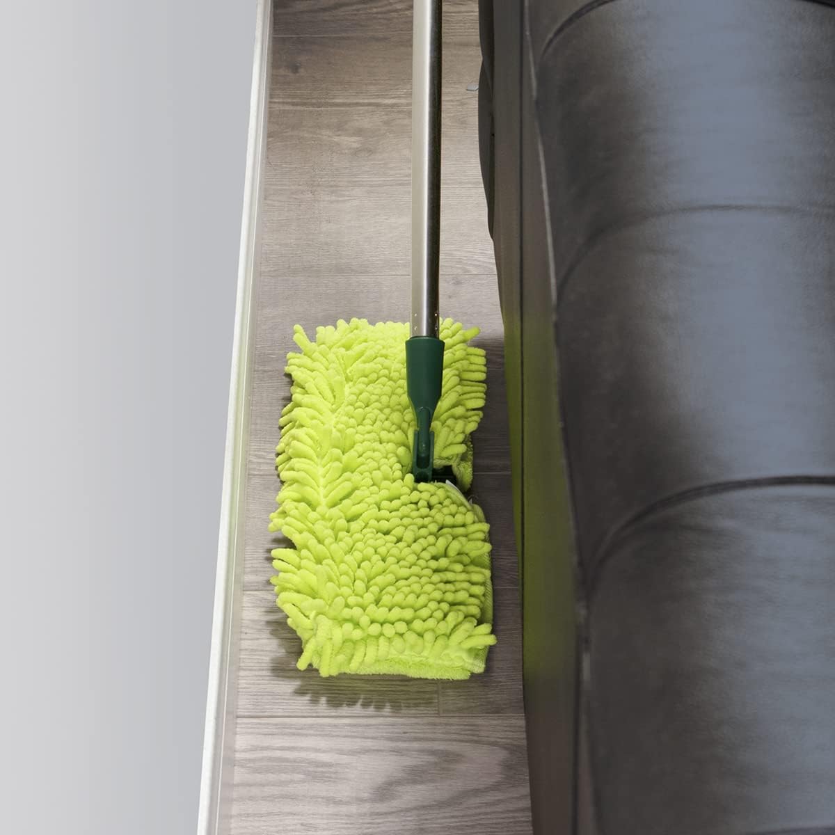 Pine-Sol Microfiber Mop Self Wringing – Easy Squeeze Twist Design for Wet Mopping | Household Cleaning Tool for Tile, Linoleum, Laminate Floors | Extendable Metal Handle