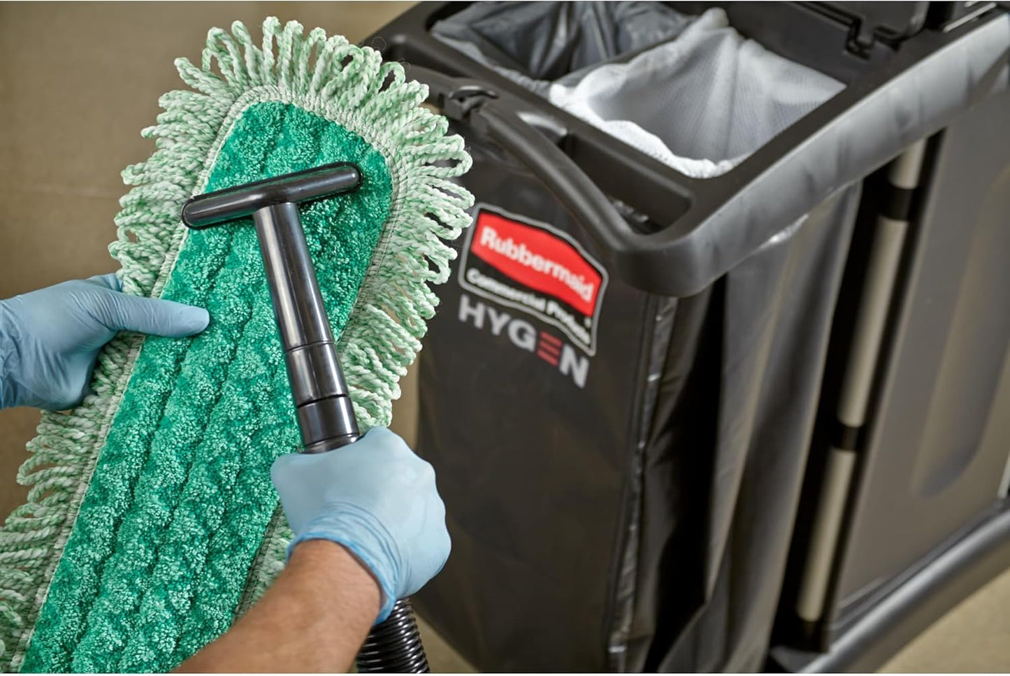Rubbermaid Commercial Products HYGEN 24" Microfiber Dust Pad with Fringe Green for Janitorial/Professional Cleaners and Heavy-Duty Industrial Cleaning/Dusting/Sweeping