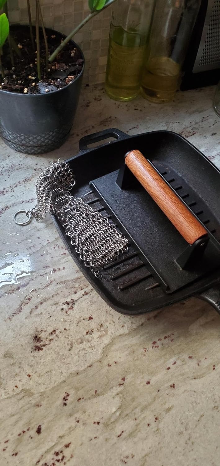 Rocky Mountain Goods 8” x 6” Chainmail Scrubber - 316L Stainless Steel Rings Cast Iron Cleaner for Pots, Griddles, Grills, Blackstone - Doesn’t Strip Away Seasoning or Flavor - Hanging Ring