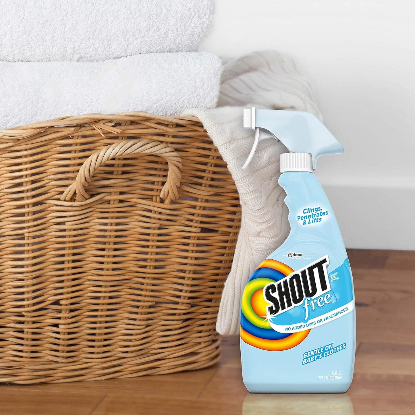 Shout Free Laundry Stain Remover Spray, Active Enzyme Formula is Fragrance, Bleach, and Dye Free, Removes Everyday Stains including Baby Stains - 22oz Spray