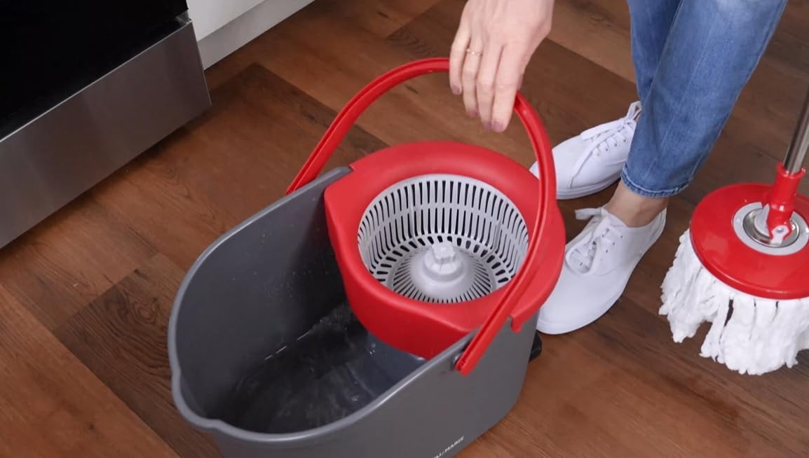 Simpli-Magic 79349 Spin Mop Cleaning System with 3 Microfiber Mop Heads, Red/GRAY,Red/Black