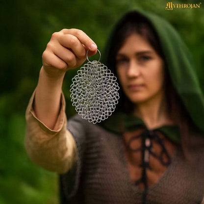 Chainmail Scrubber Cleaner 7.8" x 7.8" Premium 316L Stainless Steel Scrubber for Cast iron Pots,Pan, BBQ Grill, Wok and All Kitchenware Items - Stainless Steel