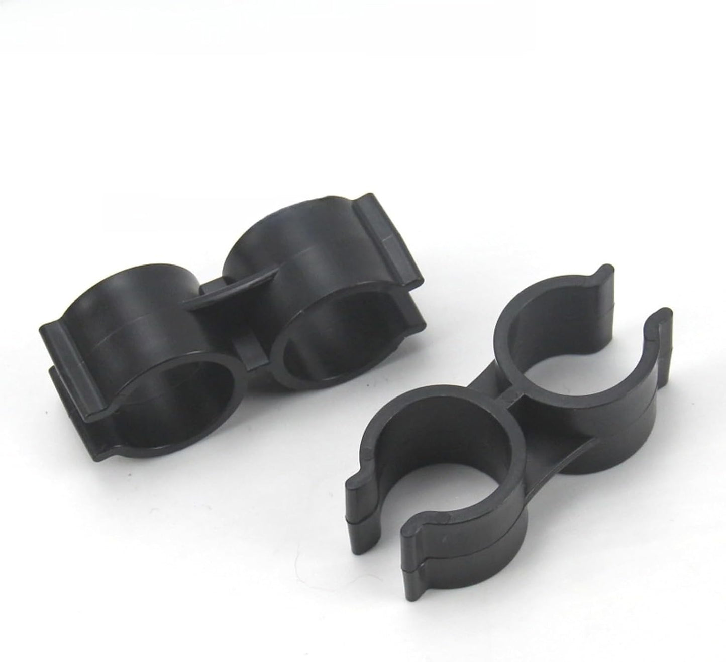 6Pcs Double Pipe Clamp Connectors for Broom and Dustpan,Plastic Shelf Pole Fastener Clips,Fits 18-20mm Diameter Pipes,Ideal for Warehouse,Supermarket,and Home Organization