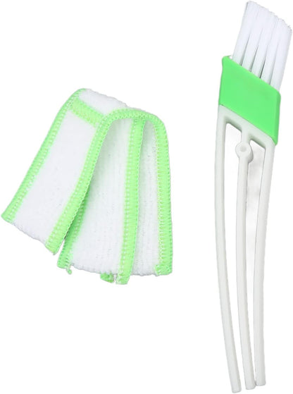 AMAKO Car Vent Cleaner Mini Duster: Car Air Vent Cleaner and Brush - Car AC Cleaner Cleaning Cloth Tool for Keyboard Window Leaves Blinds Shutter