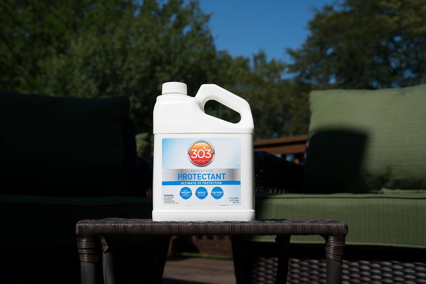 303 Products (30308CSR) UV Protectant Spray for Vinyl, Plastic, Rubber, Fiberglass, Leather & More – Dust and Dirt Repellant - Non-Toxic, Matte Finish, 16 Fl. oz., White