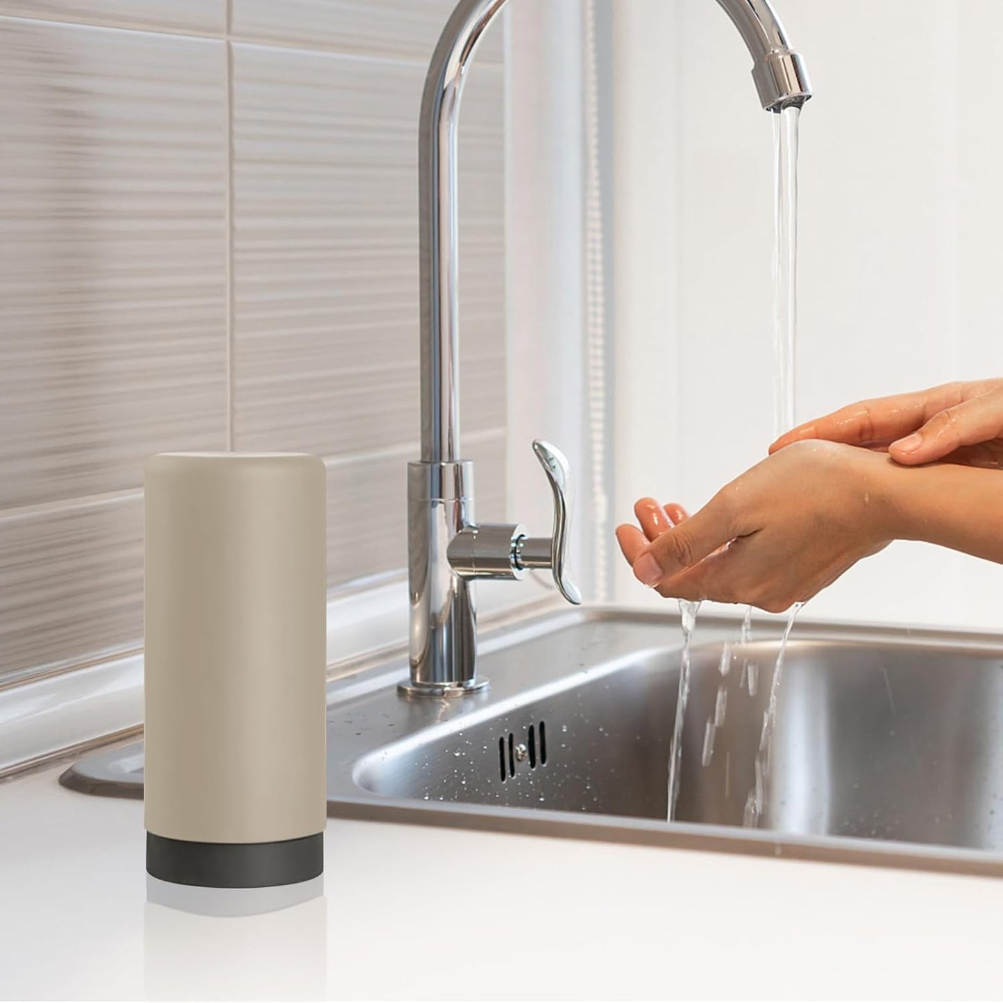 ElmRidge Dish Soap Silicone Dispenser for Kitchen Sink,Squeeze Washing Up Liquid and Hand Soap,Round refillable Silicone Bottles,Easy to Fill and to use, 8.5 oz,Black 2.4 x 2.4 x 5.5 inches (Gray)
