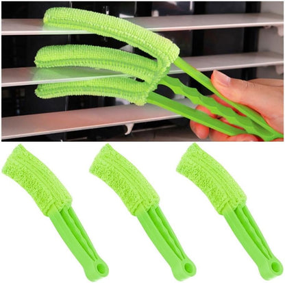 3PCS Mini Duster for Car Air Vent, Automotive Air Conditioner Cleaner and Brush, Vehicle Blind Dust Cleaning Tool for Keyboard, Window, Shutter, Universal for SUV, Truck, RV（Rose Red）