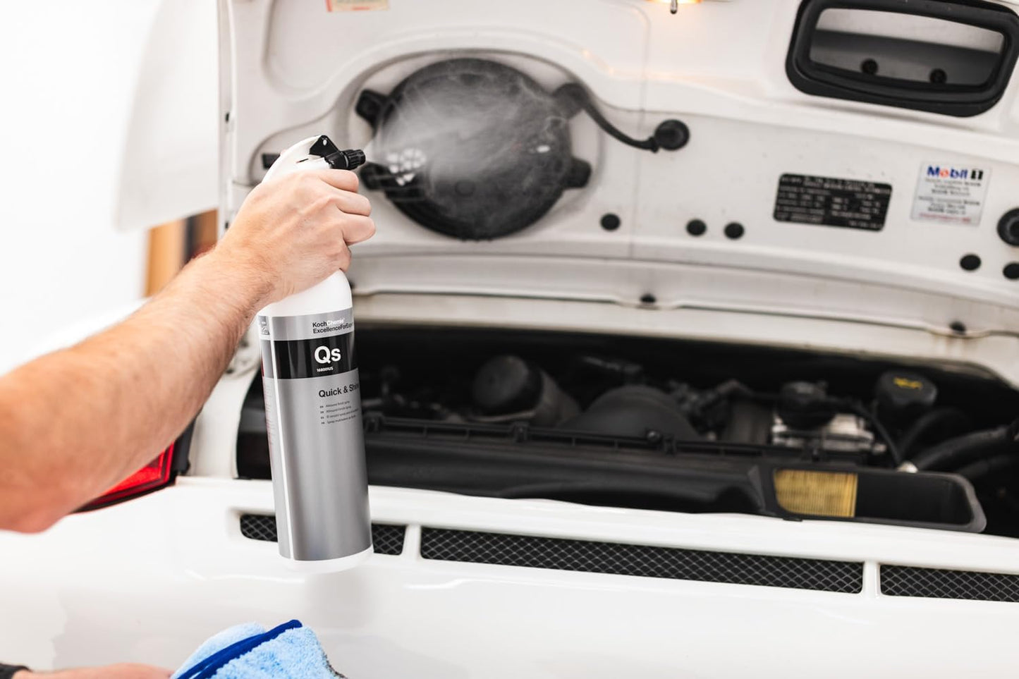 KOCHCHEMIE Quick & Shine Allround Finish Spray - Cleans, Maintains, and Preserves All Smooth and Painted Surfaces; Ideal for Quick Finishing and Showroom Exhibition Use (500 milliliters)