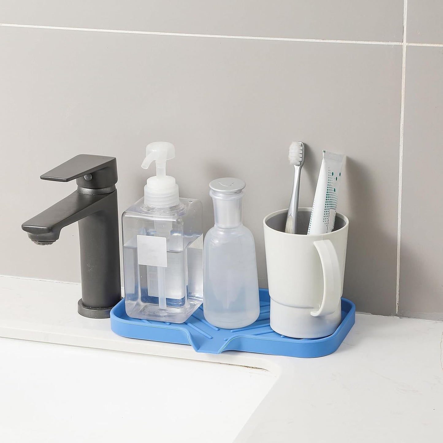 MicoYang Silicone Bathroom Soap Dishes with Drain Spout-Bathroom and Kitchen Sink Organizer,Sponge Holder,Dish Soap Tray,Perfect for Dispenser,Scrubber,Bottle,Cup on Sink or Counter-Black 4.9"×3.2"