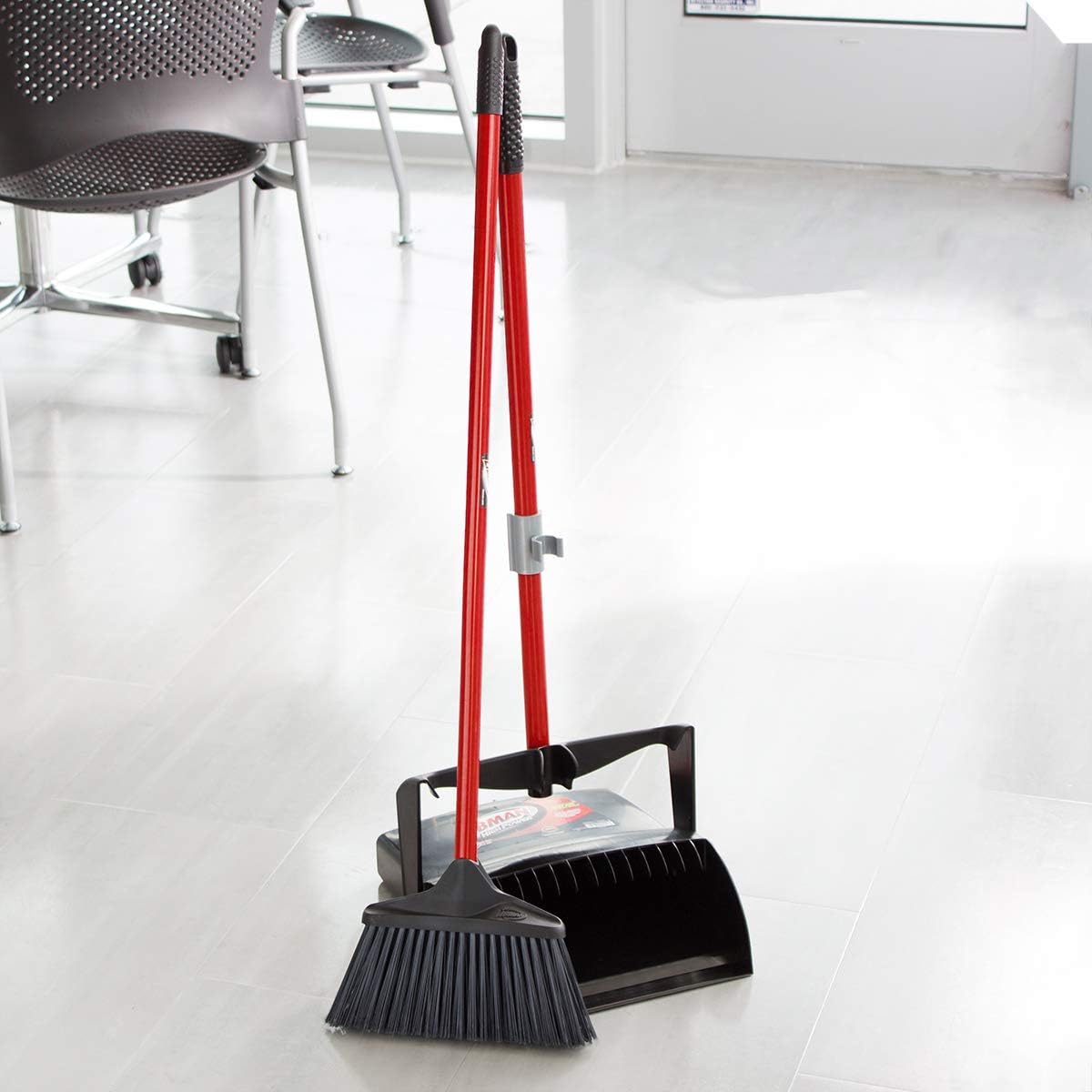 Libman Commercial 919 Lobby Dust Pan and Broom Set (Open Lid), 41" Length, 12" Width, Black/Red (Pack of 2)