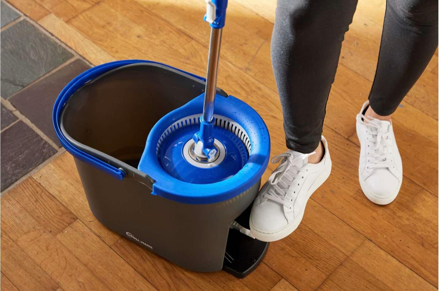 Simpli-Magic 79349 Spin Mop Cleaning System with 3 Microfiber Mop Heads, Red/GRAY,Red/Black