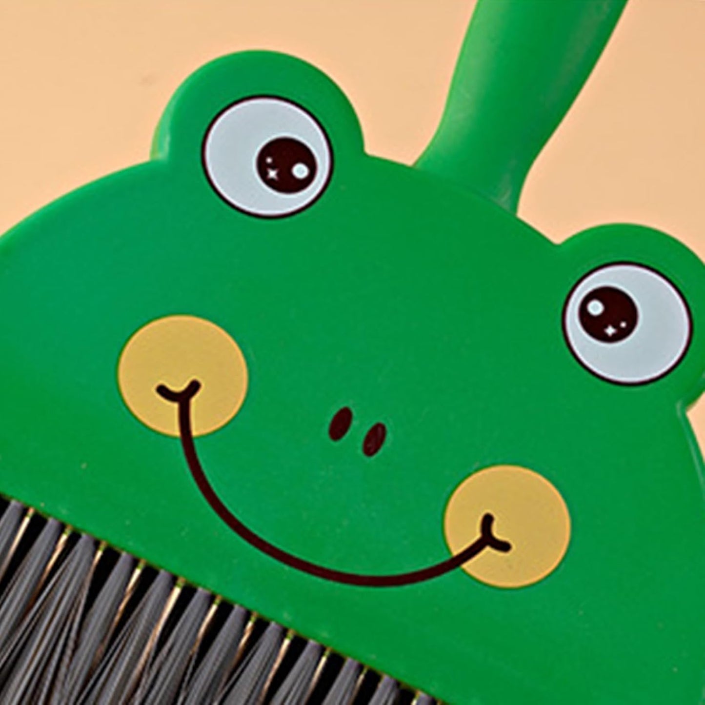 Portable Hand Broom and Dustpan Set, Cute Mini Broom and Dustpan Set with Durable Brush,Lightweight Small Dust Pan and Broom Set for Desktop Cleaning Small Space Cleaning(Rabbit)