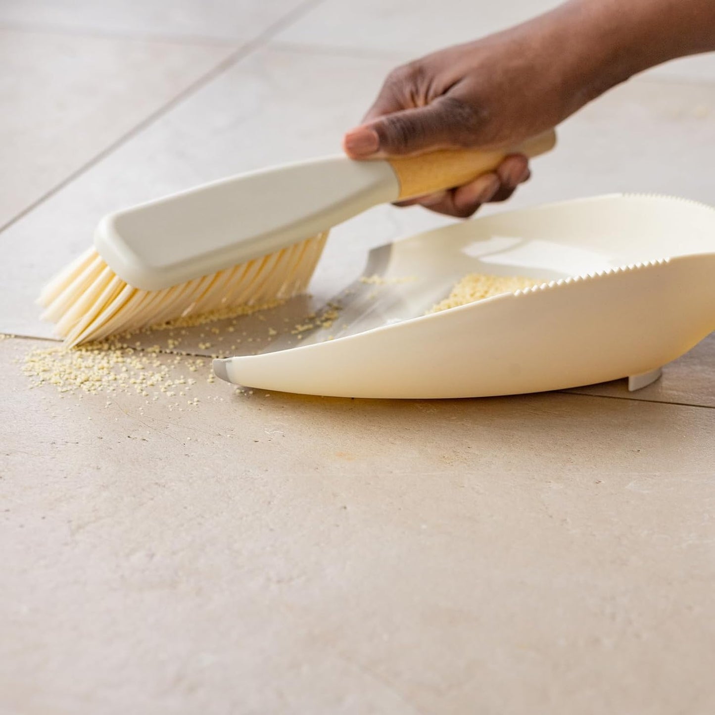 Full Circle Daily Sweep Dustpan & Brush Set with Rubber Edge, Built-in Lint Comb, Bamboo Handle, 50% Post-Consumer Recycled Plastic,Compact & Countertop-Worthy Design,Plastic-Free Packaging