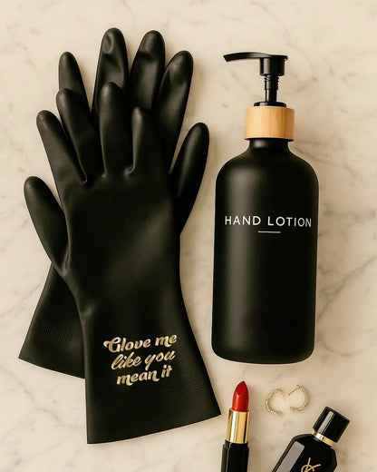 We Glove It™ Chic Black Dishwashing Gloves – Stylish, Reusable & Fun Gift with Flirty Sayings for Kitchen Cleaning