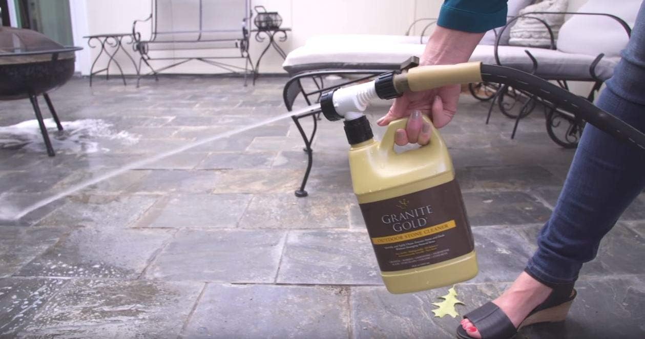 Granite Gold Outdoor Stone Cleaner, Deep Cleans BBQ Islands, Kitchens, Tables, Counters, & More, Streak-Free Shine, Fresh Citrus Scent, Safe on Food-Prep Surfaces, 24 Fl Oz Spray Bottle