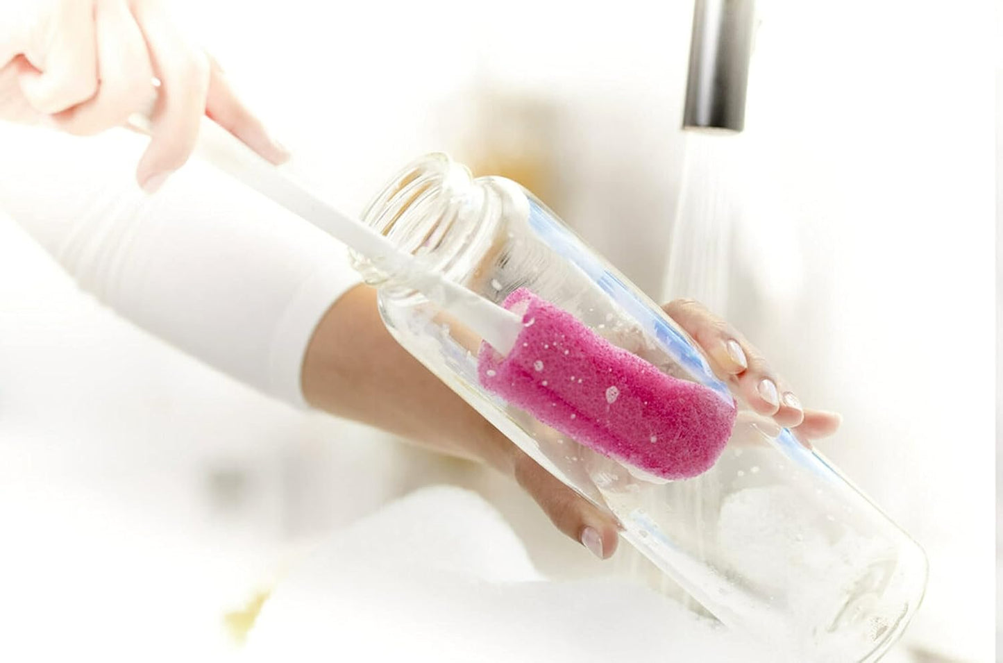Scotch-Brite Water Bottle Scrubber, Safe On Glass, Plastic and Stainless Steel