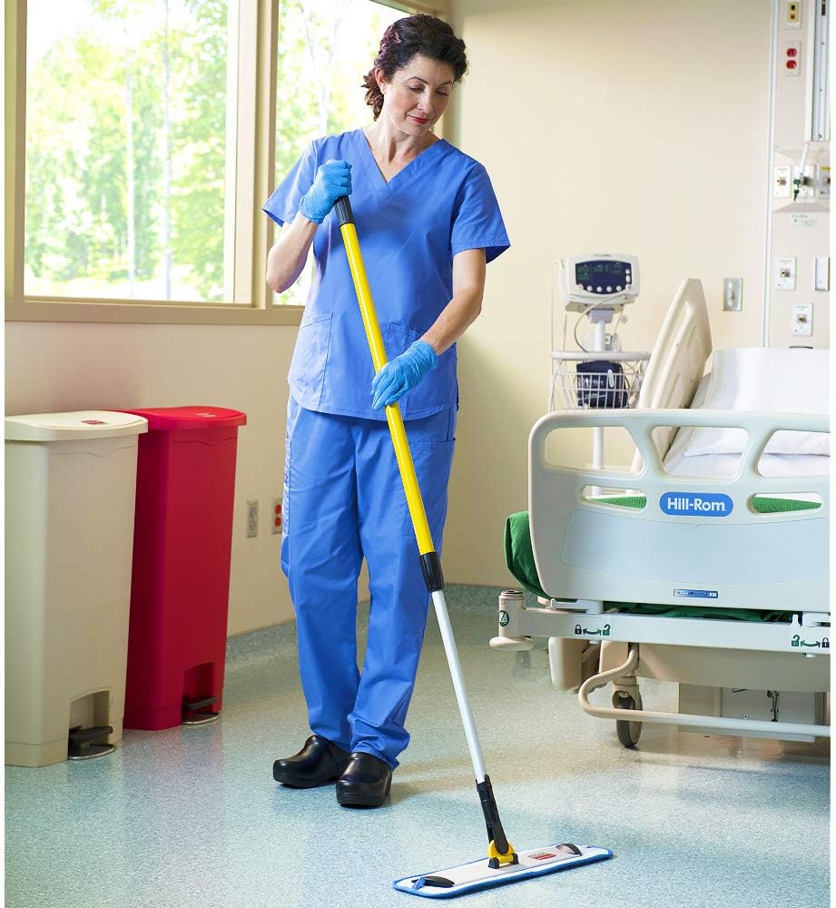 Rubbermaid Commercial Products HYGEN Pulse Single Sided Microfiber Spray Mop Kit for Hardwood/Tile/Laminated Floors Yellow Perfect for Kitchen/Lobby/Bathroom Cleaning