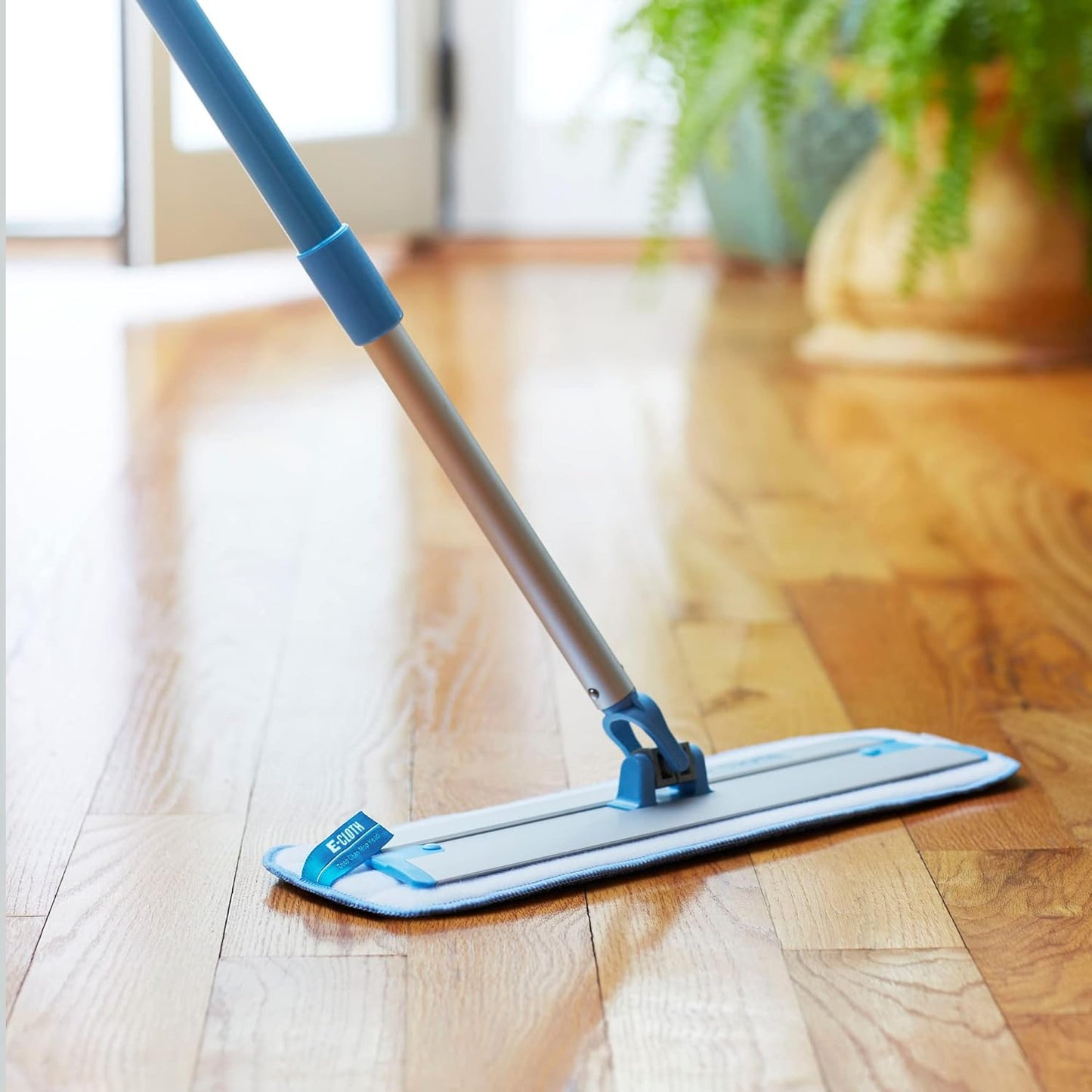 E-Cloth Deep Clean Mop, Microfiber Mop, Perfect Floor Cleaner for Hardwood, Laminate, Tile and Stone Flooring, Washable and Reusable, 100 Wash Promise