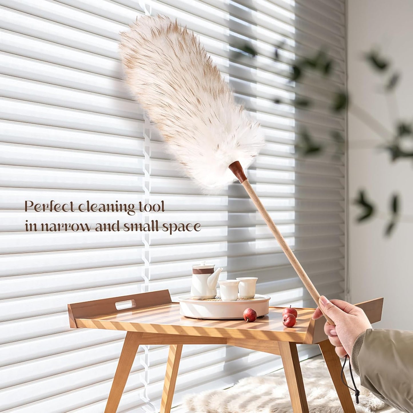 THARAHT 2PCS Ostrich Feather Duster 16 Inch Fluffy Natural with Wood Handle Reusable Washable for Cleaning Keyboard,Home,Car,Office Ostrich Feather Duster