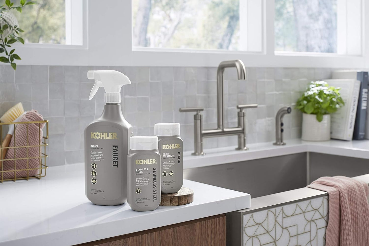 KOHLER K-23729-NA Stainless Steel Cleaner, Kitchen & Bathroom Cleaner, Polish & Protect Sinks & Other Surfaces, 8 FL Oz