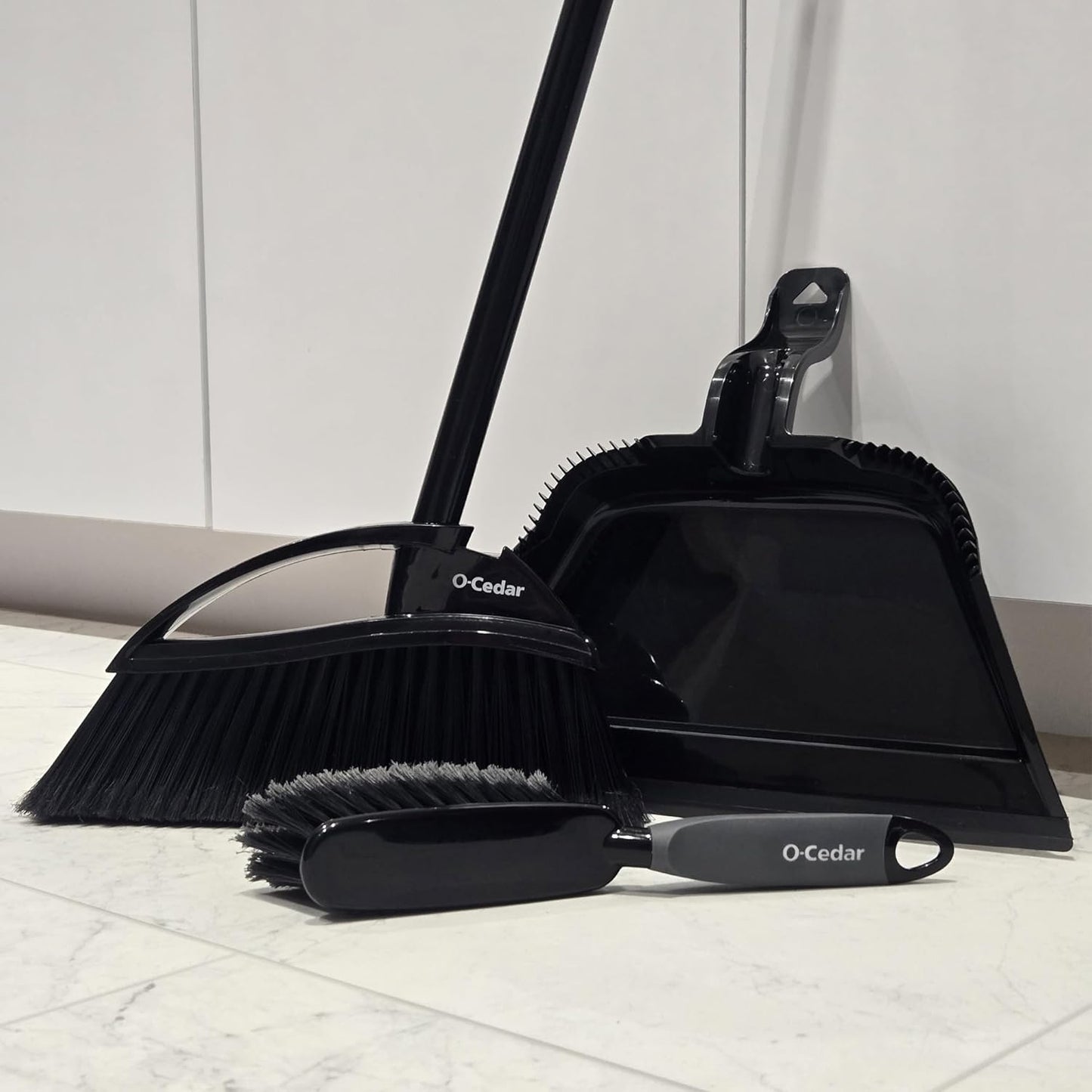 O-Cedar One Sweep Broom with Step-On Dustpan | Remove 99% with One | Lightweight Quiet Cleaning Tool | Ideal for Pet Owners