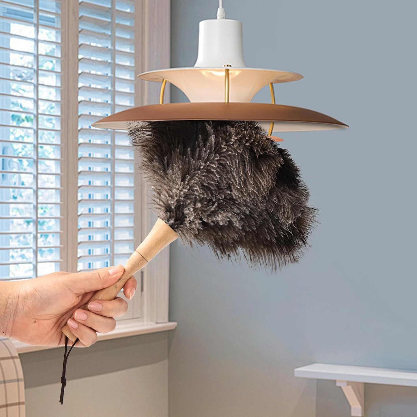 Ostrich Feather Duster 12 Inch Handheld Duster Supplies, Wooden Handle Feather Duster for Cleaning Keyboard Home Car Office (Champagne)