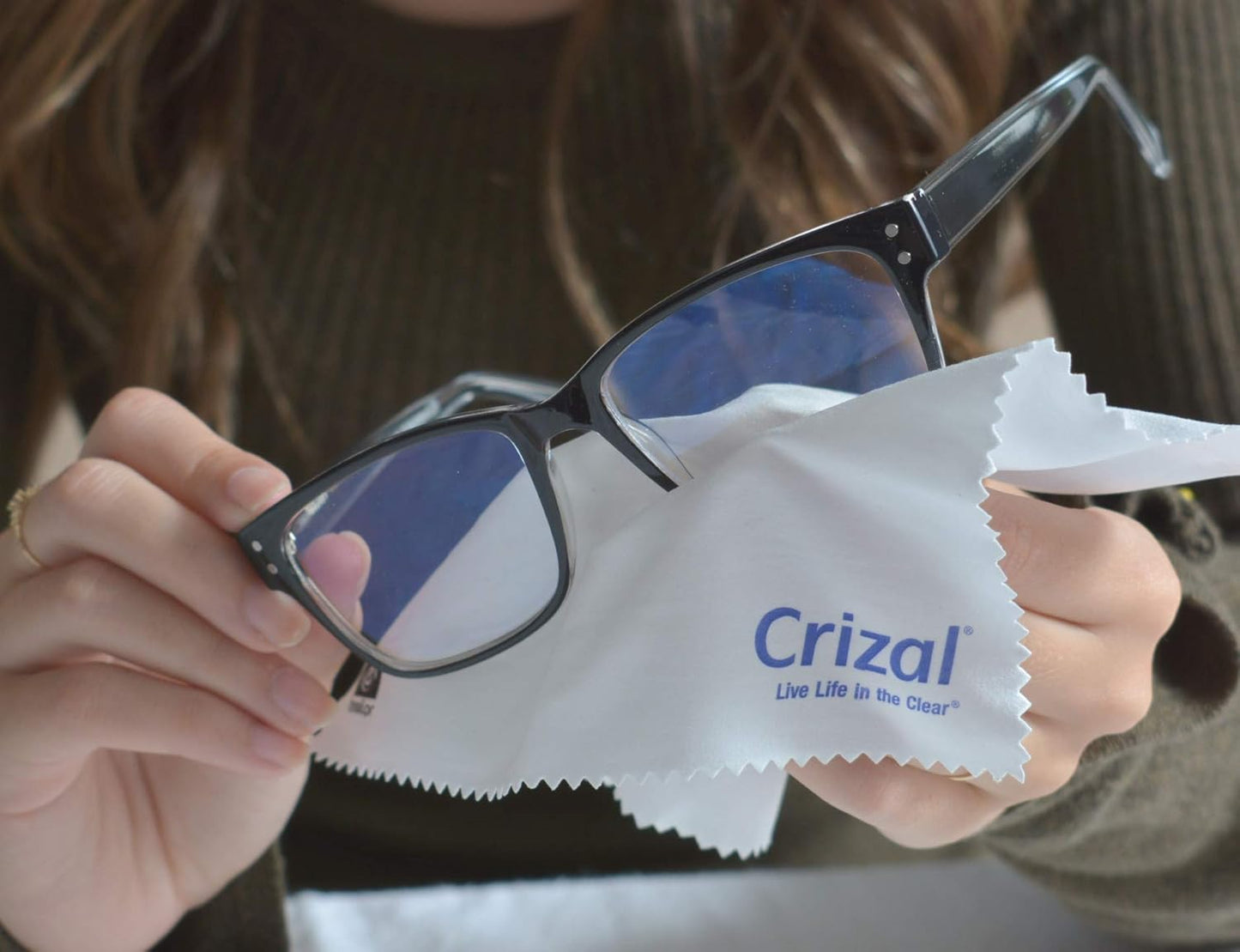 Crizal Eyeglass Lens Cleaning Solution – 4 Pack – Safe for AR-Coated Lenses – Designed & Tested by The AR Coating Experts
