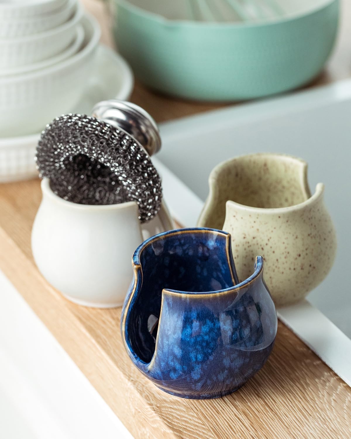 Zoeeker Sponge Holder for Kitchen Sink, Ceramic Dish Sponge Dish Rack Scrubby Caddy Kitchen Organizer Cute Sink Caddy Organizer, Farmhouse Decor, Speckled Glaze