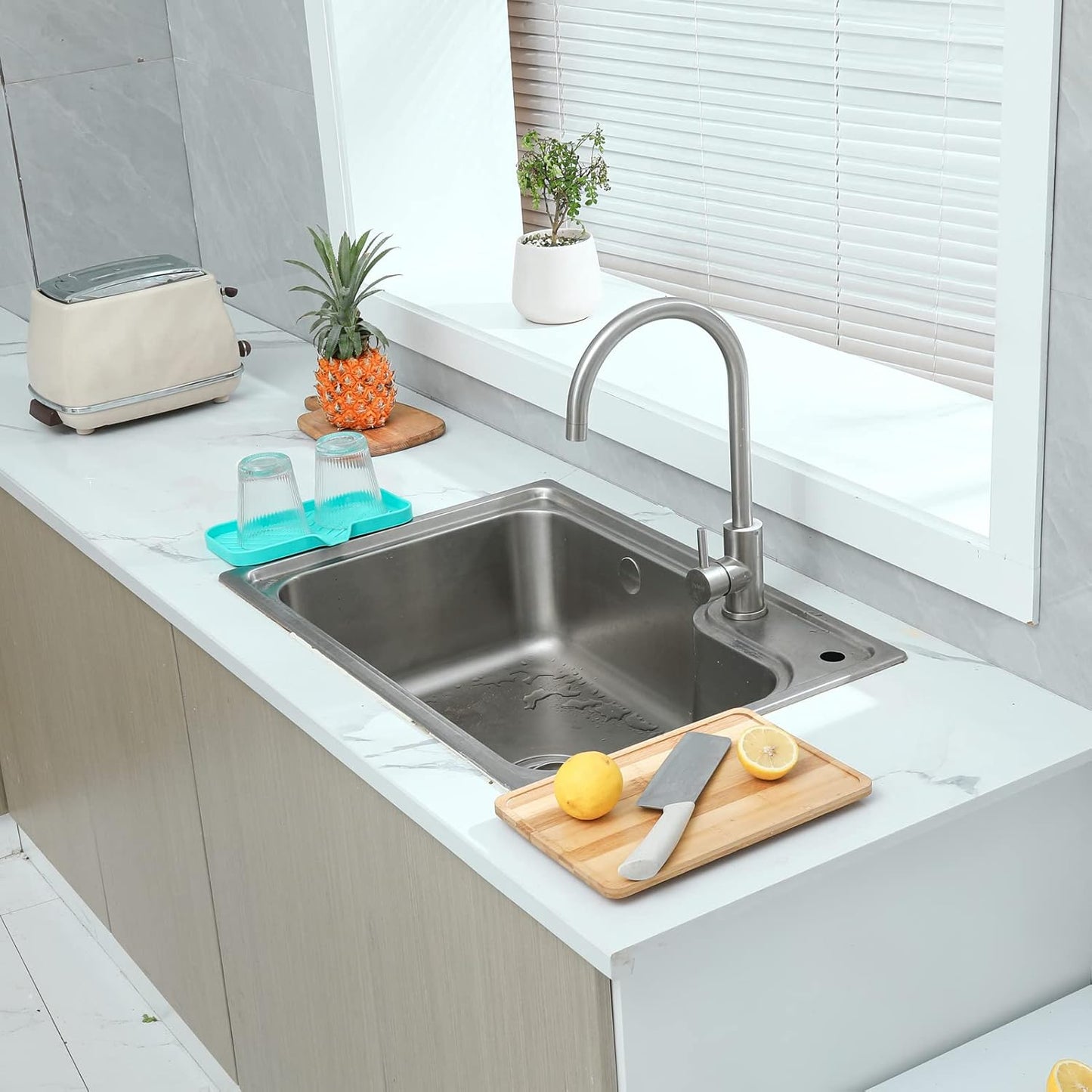 MicoYang Silicone Bathroom Soap Dishes with Drain Spout-Bathroom and Kitchen Sink Organizer,Sponge Holder,Dish Soap Tray,Perfect for Dispenser,Scrubber,Bottle,Cup on Sink or Counter-Black 4.9"×3.2"