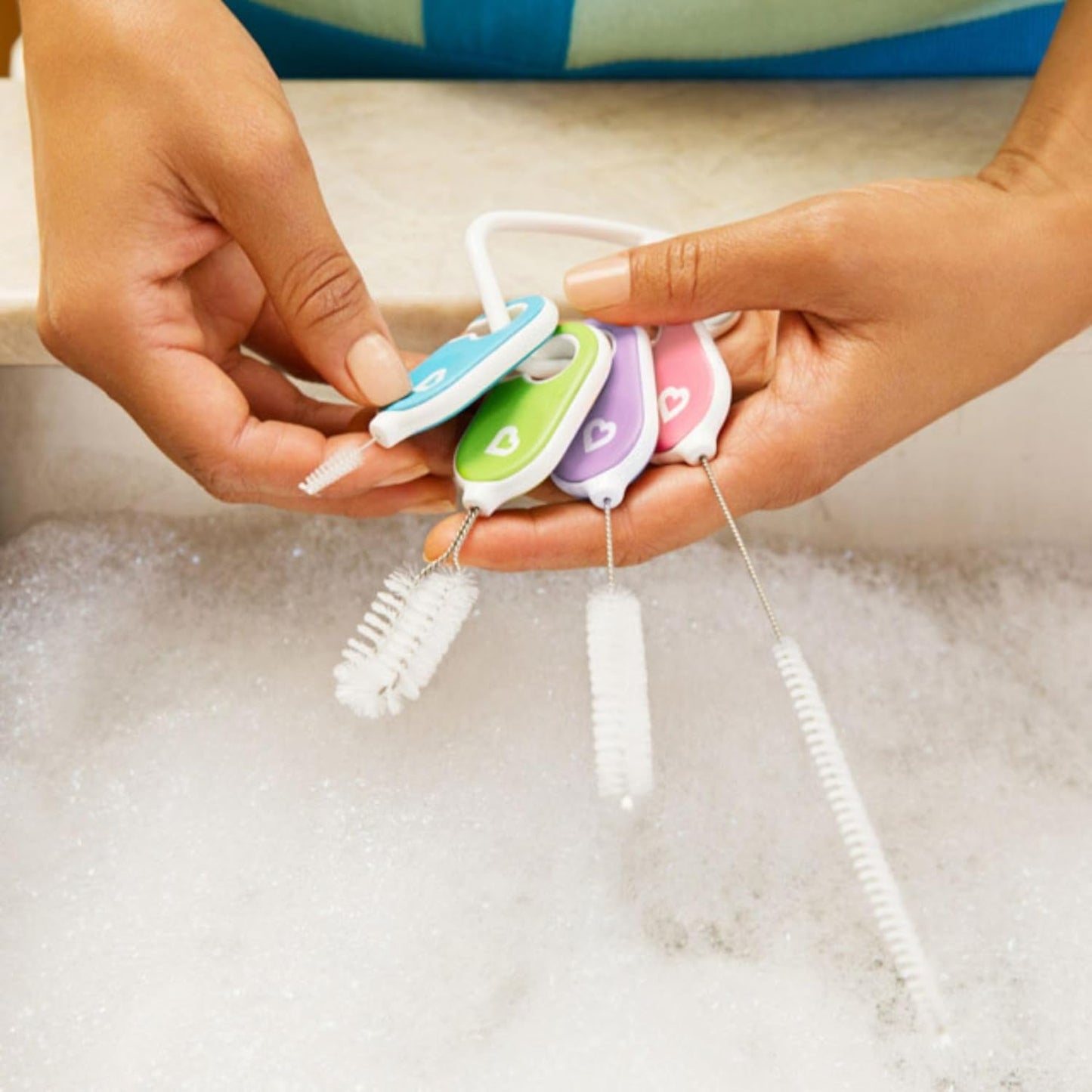 Munchkin® Details™ Bottle and Cup Cleaning Brush 4 Piece Set with Key Ring