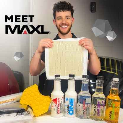 MAXLONE ™ Car Spray with Triphene® Technology, Quick Spray & Wipe All Purpose Waterless Detailer - Clean, Shine, Protect Paint, Glass, Wheels, Trim Without Pre-Washing (2, 20oz w 4 Micro Fiber Cloth)