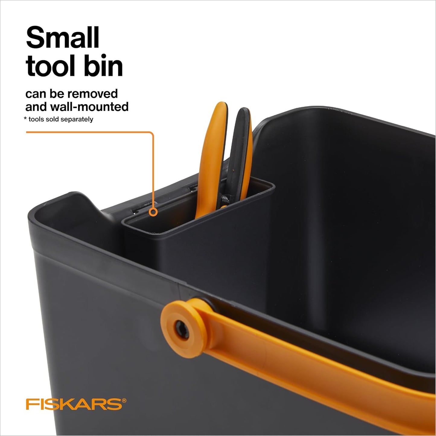 Fiskars Planting Soil Scoop & Brush Set, Dual-Sided Tool for Indoor Digging & Cleanup, Narrow Rigid End & Flexible Dustpan for Potting, Soft Bristles Sweep Debris, Recycled Plastic