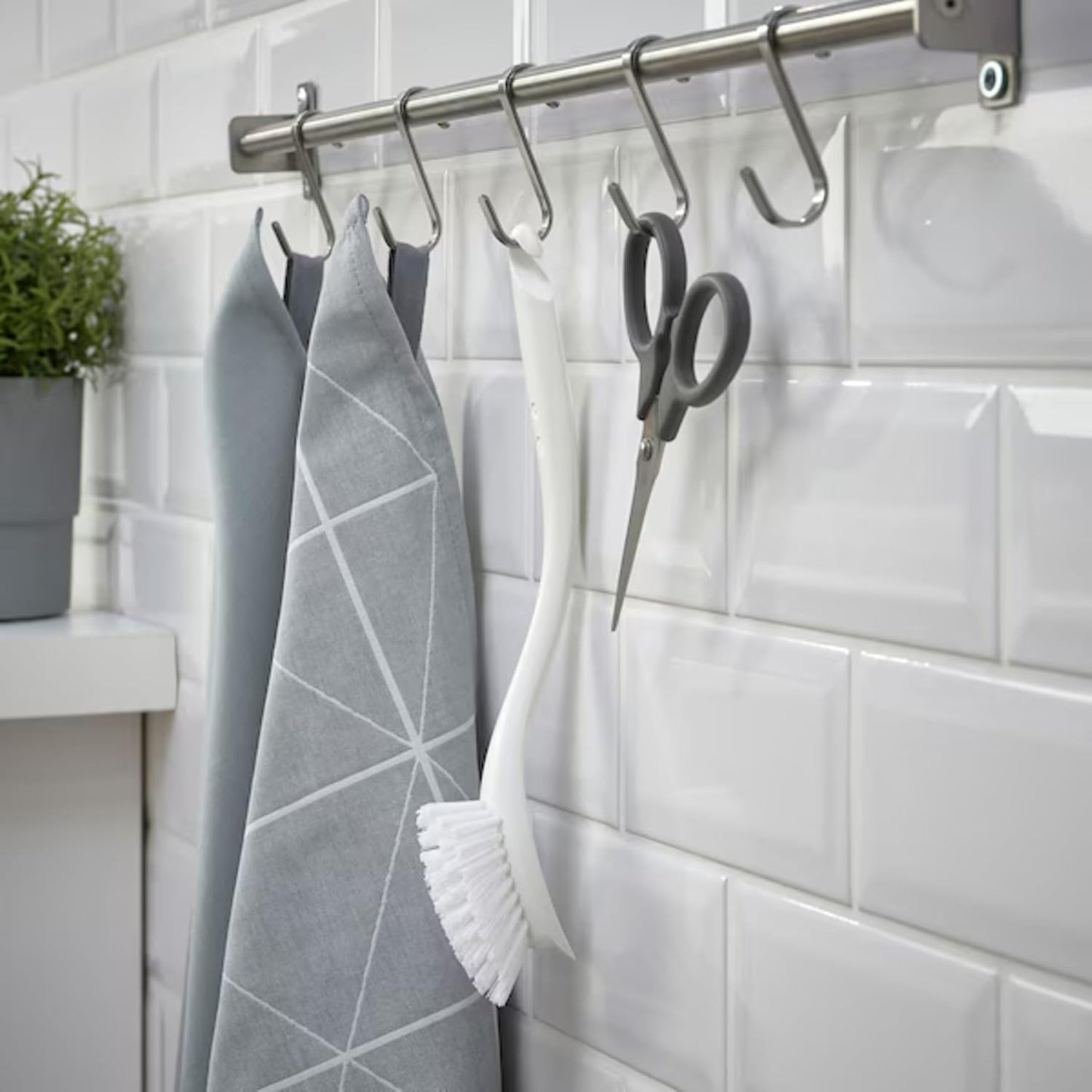 Ikea Easily Handable White Dish-Washing Brush (Pack of 2)