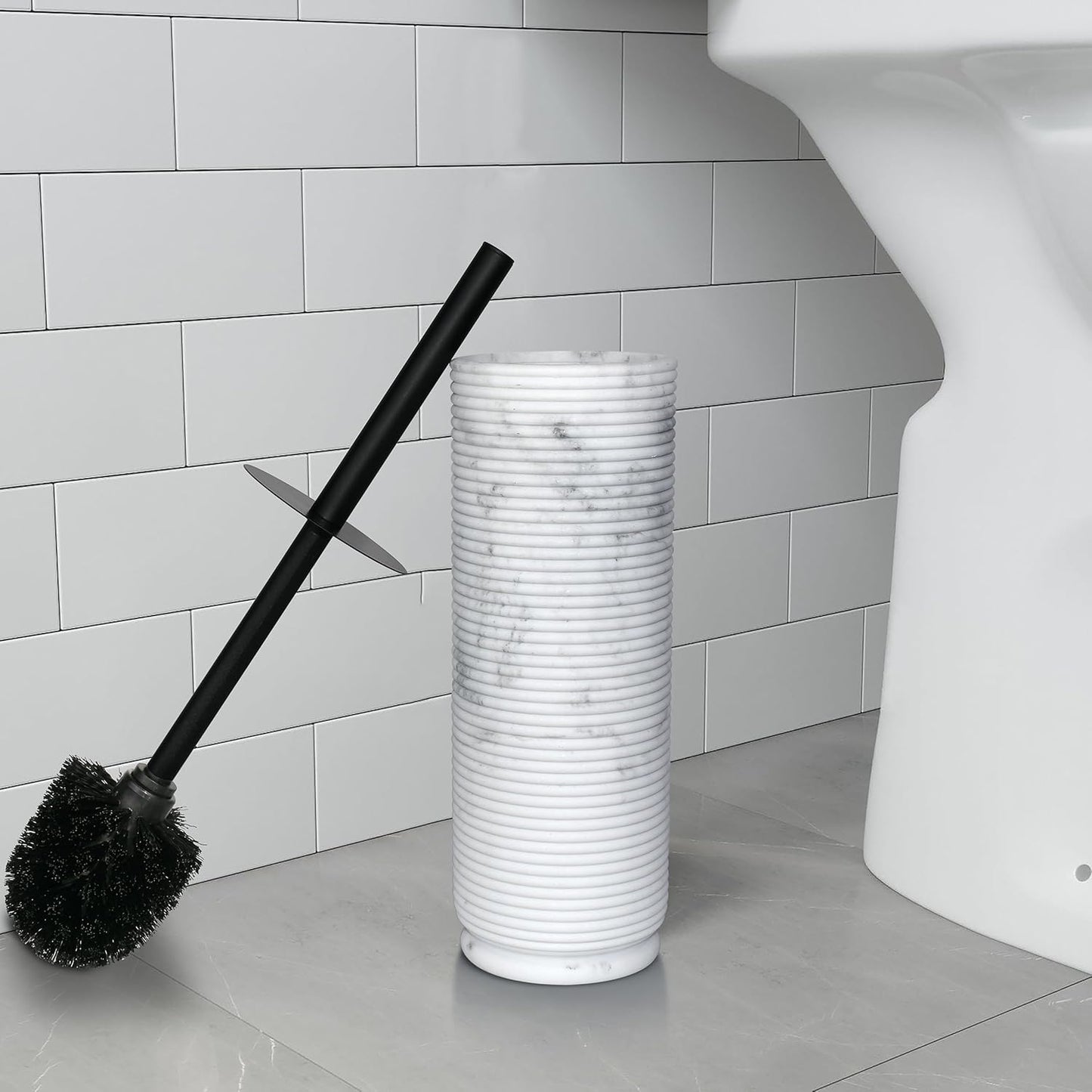 White Floral Branches Design Resin Toilet Bowl Brush and Holder Set, Elegant Bathroom Cleaning Tool with Durable Bristles, Compact and Functional