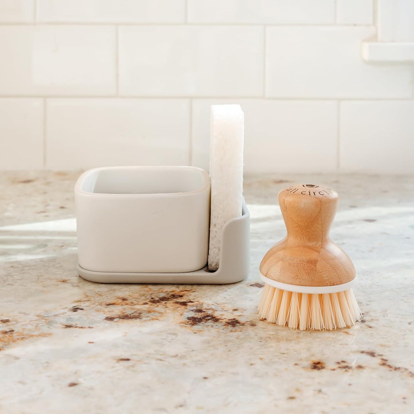 Full Circle Bubble Up Bamboo Dish Brush & Ceramic Soap Dispenser – Family Safe, Formaldehyde-Free – Kitchen Scrub Brush for Dishes, Nonstick & Cast Iron, White