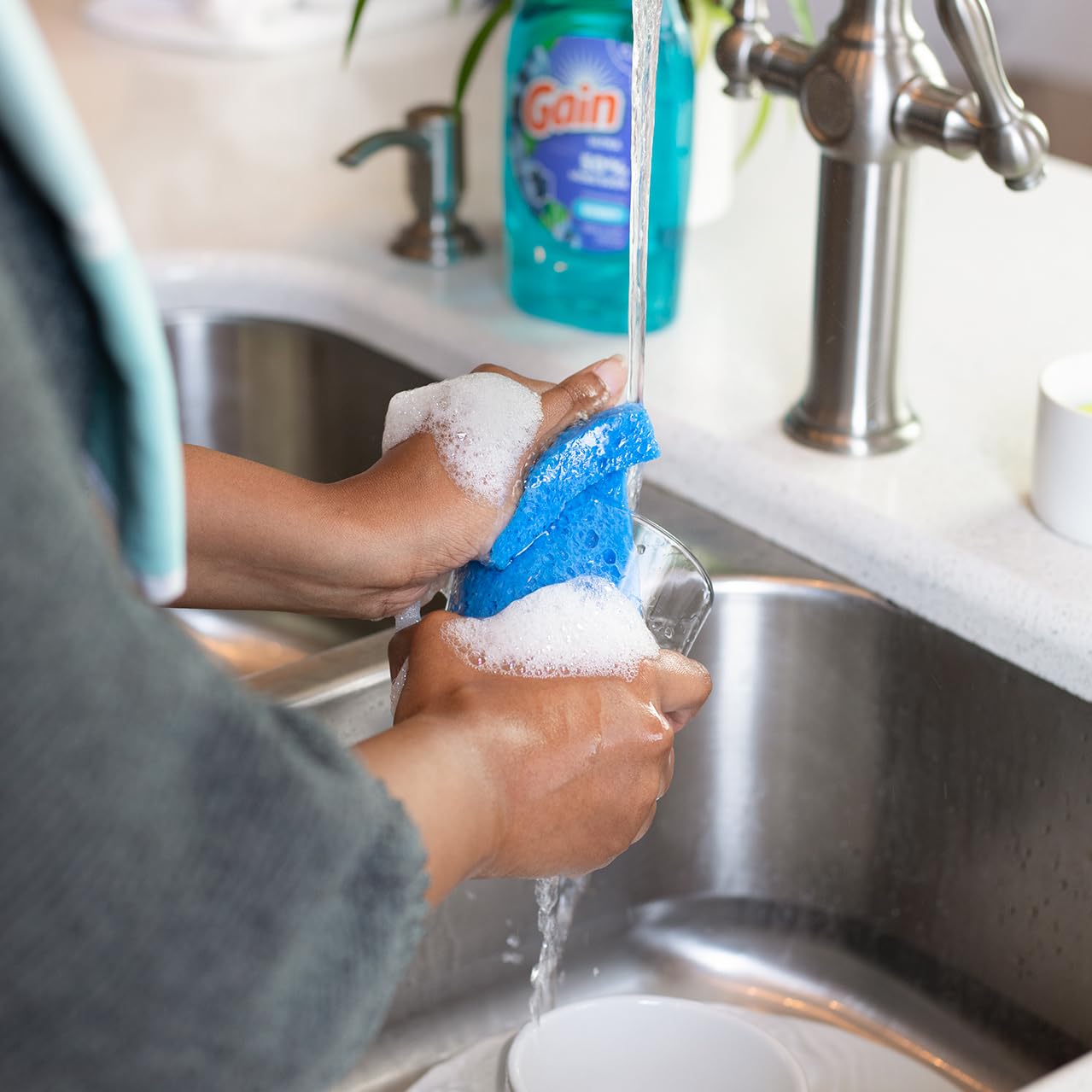 Ultra Dishwashing Liquid Dish Soap, Original Scent , 21.6 Fl Oz (Pack of 1)