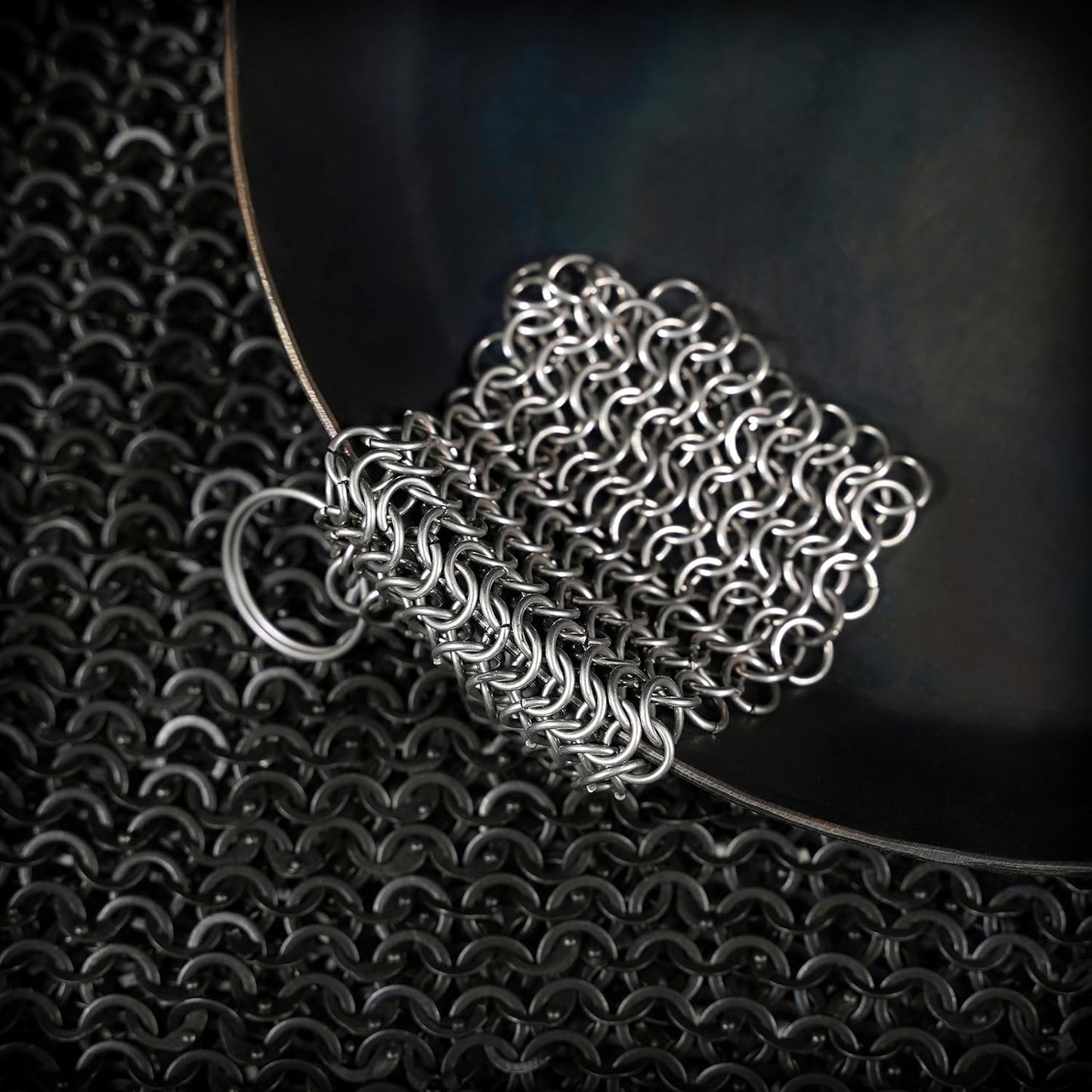 Chainmail Scrubber Cleaner 7.8" x 7.8" Premium 316L Stainless Steel Scrubber for Cast iron Pots,Pan, BBQ Grill, Wok and All Kitchenware Items - Stainless Steel