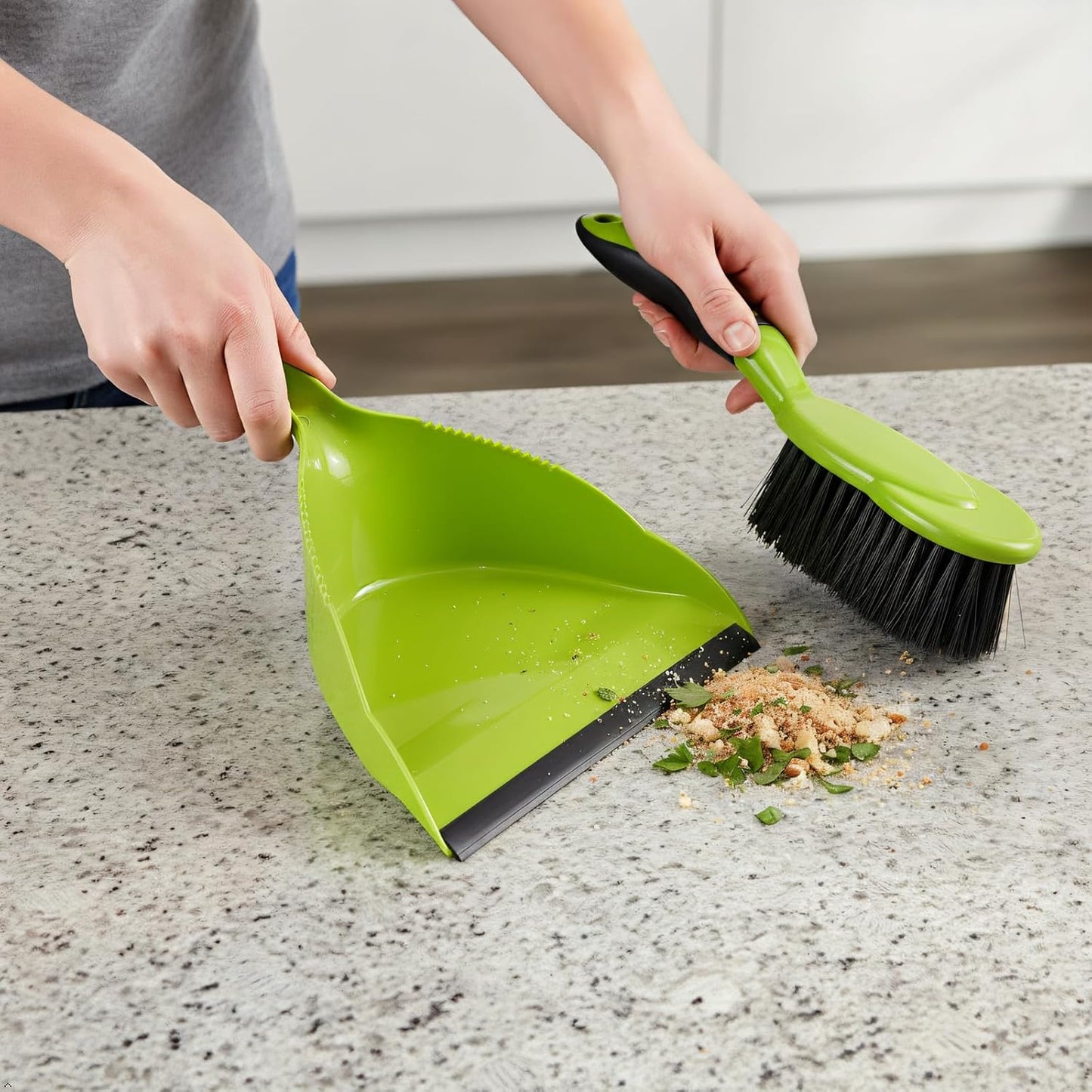 Dust Pan, Dustpan and Brush Set, Hand Broom and Dustpan Set, Small Dustpan and Brush Set, Mini Broom for use on Kitchen Floors, Tables, and Animal Cages Cleaning.（Green）