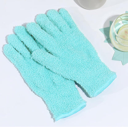 Universal Reusable Plush Microfiber Gloves for Cleaning and Dusting, Soft Dusting Gloves for Furniture, Blinds, Car Interior, and Electronics