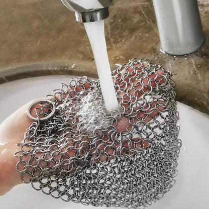 TOPULORS Cast Iron Scrubber 316 Stainless Steel Skillet Cleaner 8"x6" Chainmail Scrubber Scraper Chain Mail Link Scrub for Cast Iron Pre-Seasoned Pans, Griddles, BBQ Grills, and Pot Cookware Cleaning