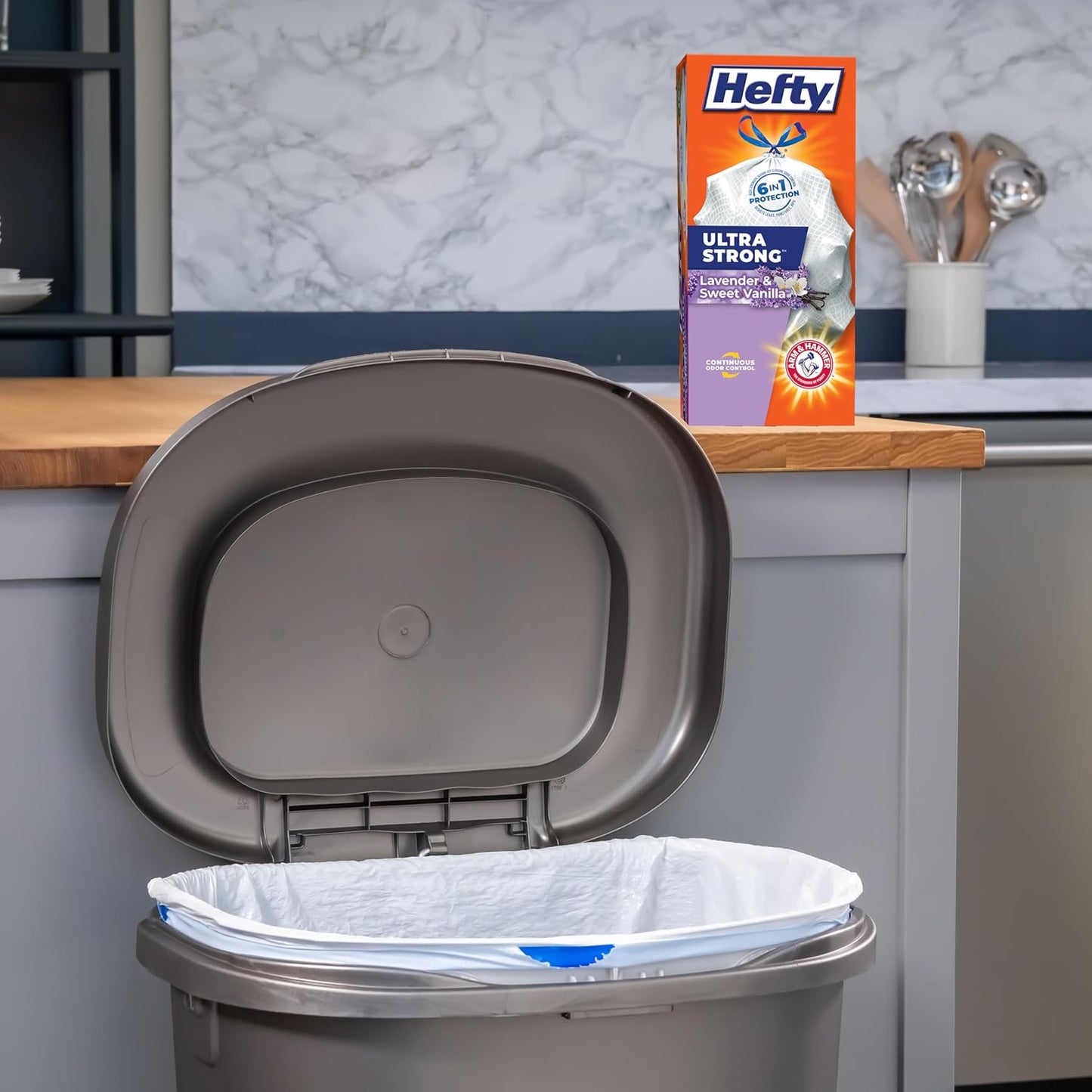 Hefty Ultra Strong 13 Gallon Trash Bags, Tall Kitchen Trash Bags 13 Gallon Size, Drawstring Closure, Continuous Odor Control, White, Lavender and Sweet Vanilla Scent, 110 Bags