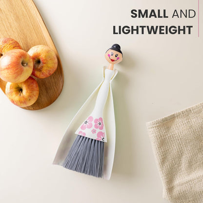 Vigar Mini Broom and Dustpan Set - Small Broom and Dustpan, Hand Broom for Desk, Kitchen, Car, Crumb Brush for Dust & Pet Hair, Decorative Doll Design, Portable Dust Pan Brush for Indoor - Turquoise
