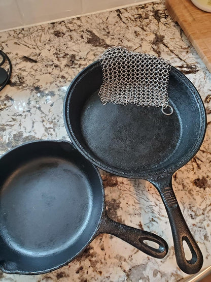 Rocky Mountain Goods 8” x 6” Chainmail Scrubber - 316L Stainless Steel Rings Cast Iron Cleaner for Pots, Griddles, Grills, Blackstone - Doesn’t Strip Away Seasoning or Flavor - Hanging Ring