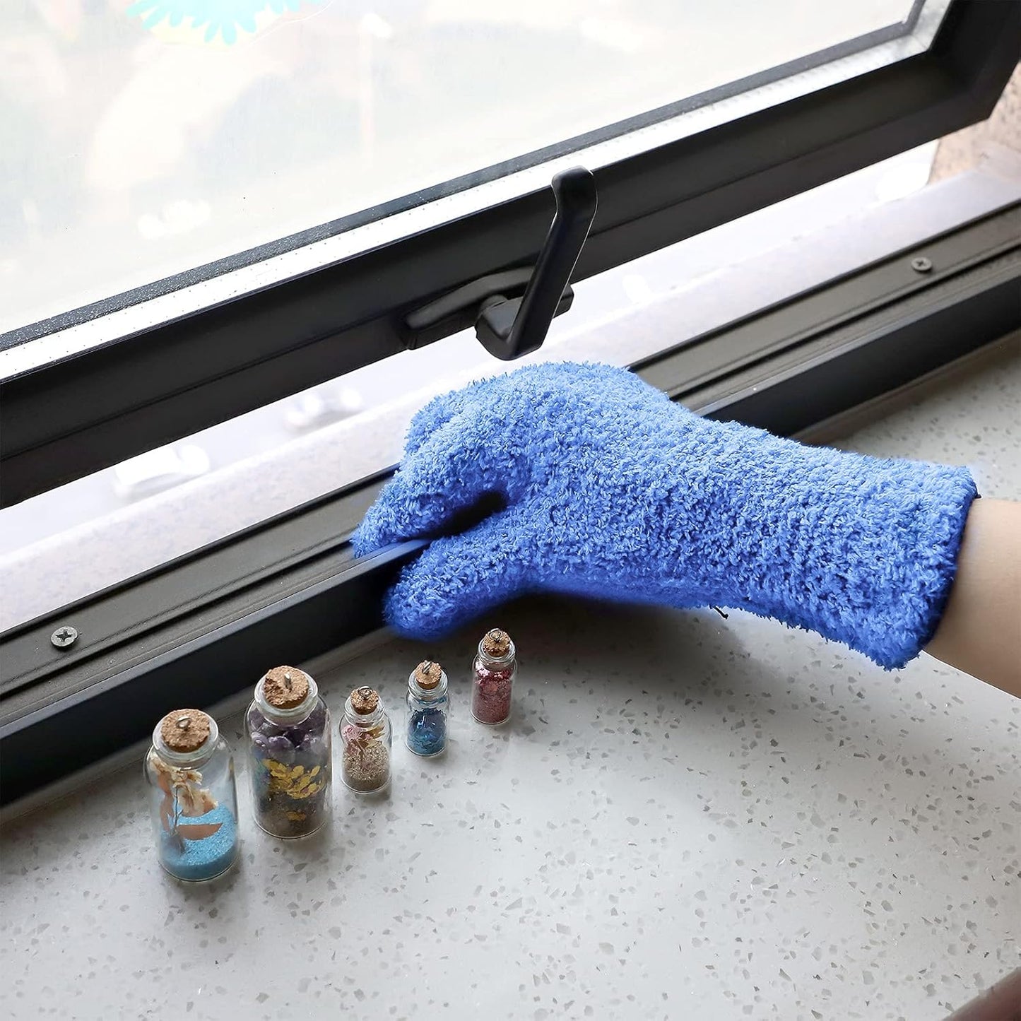 Patelai 2 Pairs Microfiber Gloves for plants Dusting Cleaning Glove Mittens House Cars Blinds Dusting(Blue, Grass Green,Large)