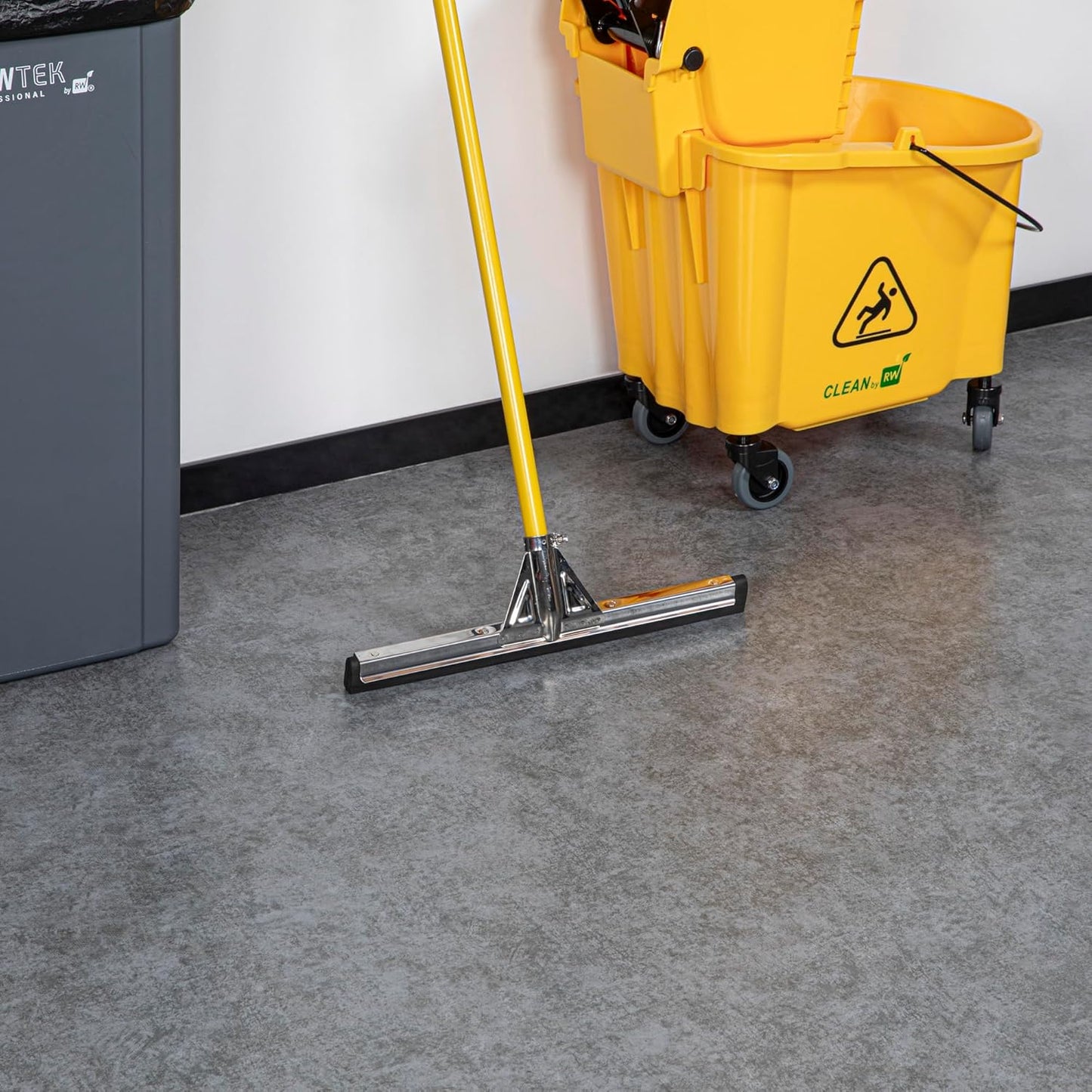 Restaurantware RW Clean 54.3 Inch Non-Slip Handle For Floor Squeegee - Hanging Loop Durable Yellow Iron Handle