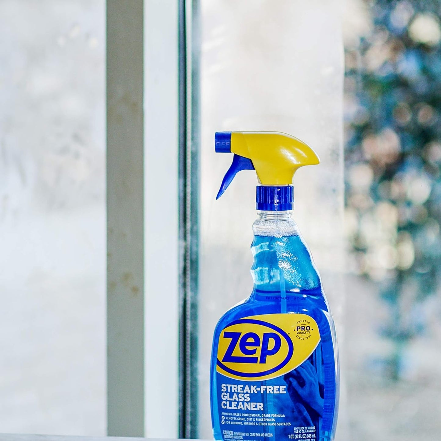 Zep, ZU1120128, Streak-Free Glass Cleaner, 128 ounce