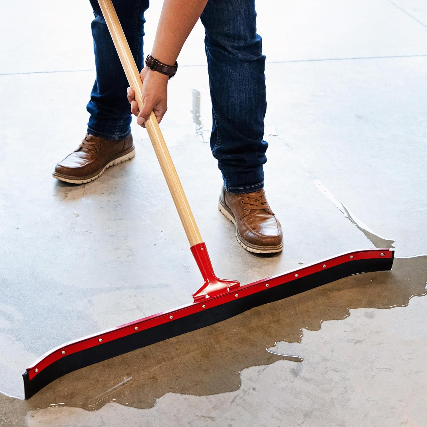 LIBMAN 954.0 Soft Rubber Floor Squeegee, 36" Curved Blade