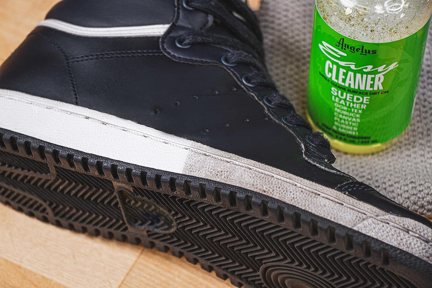 Angelus Easy Cleaner, Premium Shoe Cleaner, Safe For Sneakers, Leather, Suede, Canvas, and More – Removes Dirt and Stains | Made In USA - 8.6 fl oz