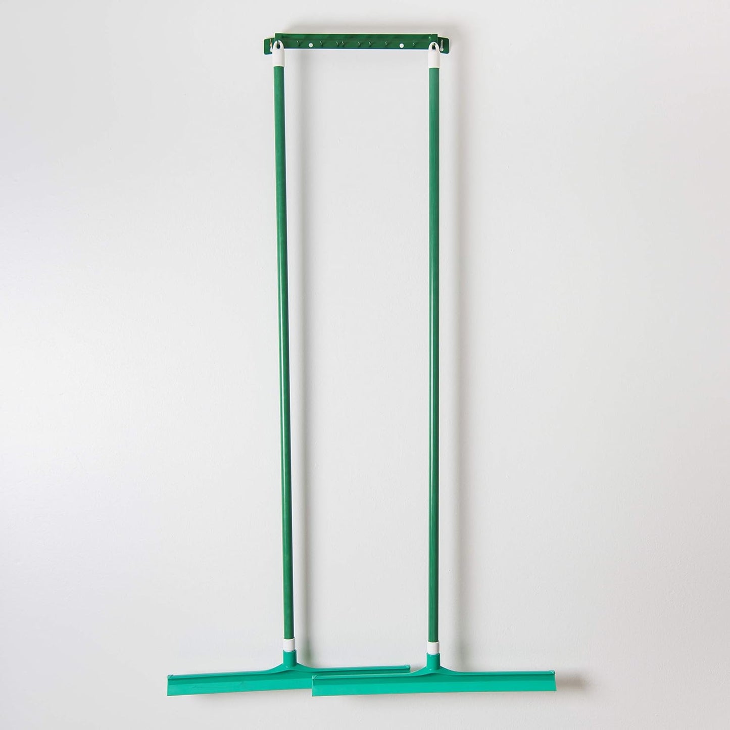 SPARTA 3656809 Plastic Floor Squeegee, Shower Squeegee, Heavy Duty Squeegee With Rubber Blade For Windows, Glass, Shower Doors, Floors, Windshields, 24 Inches, Green