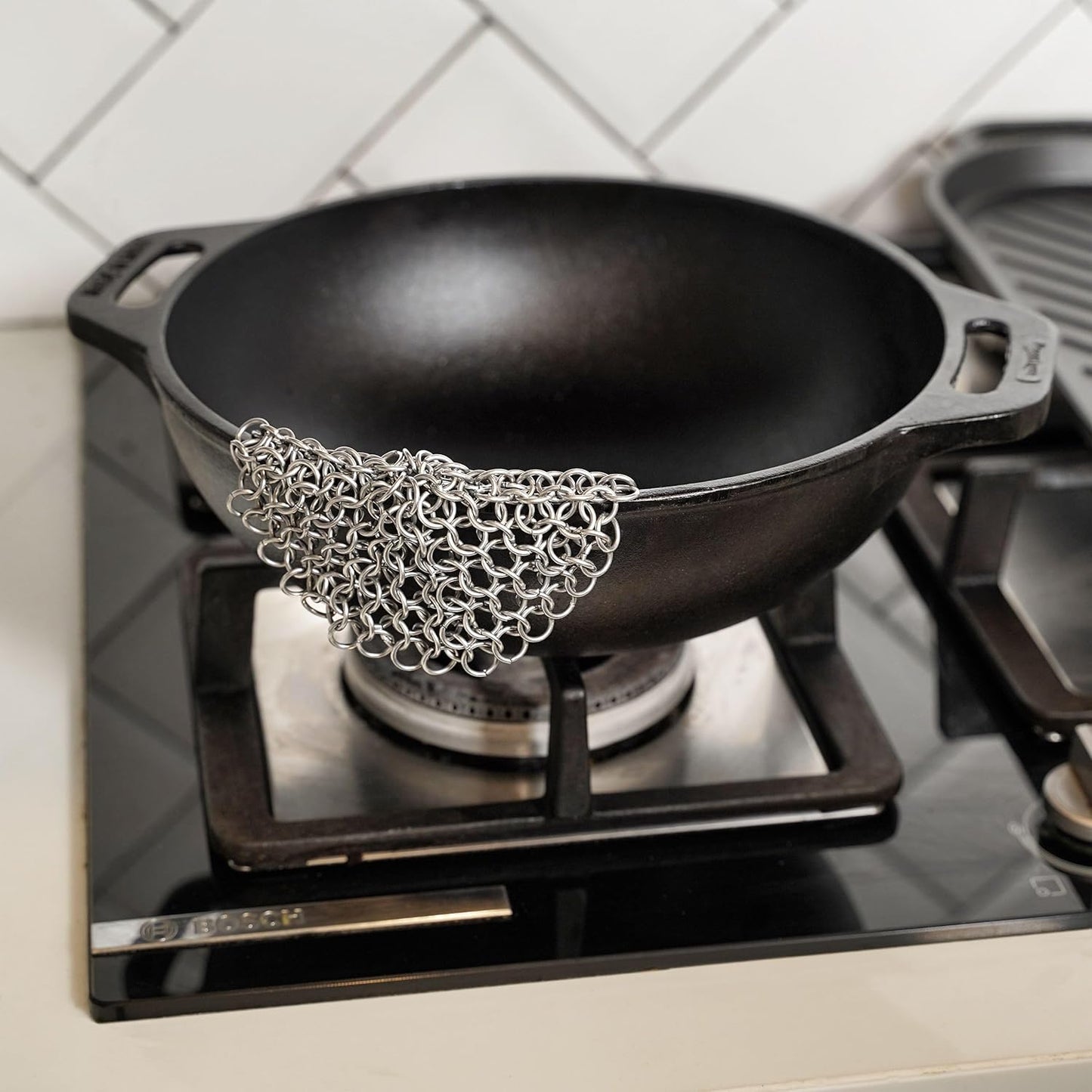 Chainmail Scrubber Cleaner 7.8" x 7.8" Premium 316L Stainless Steel Scrubber for Cast iron Pots,Pan, BBQ Grill, Wok and All Kitchenware Items - Stainless Steel